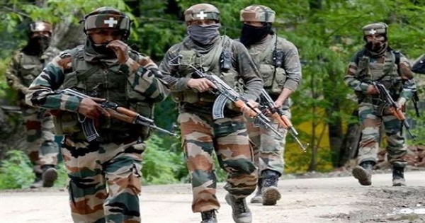 JK: CRPF पोस्ट पर आंतकवादियों का हमला, ट्रक में छिपकर श्रीनगर जा रहे थे आंतकी