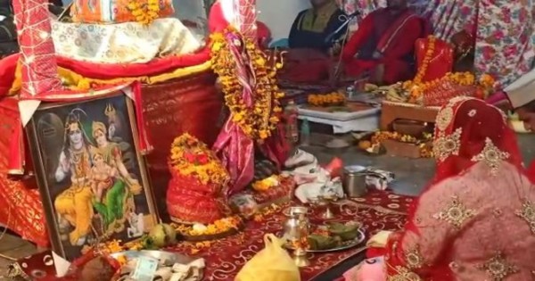 बिलासपुरः शिवरात्रि पर सजा दरबार, विश्व विख्यात नैना देवी में शिव भोले की धूम