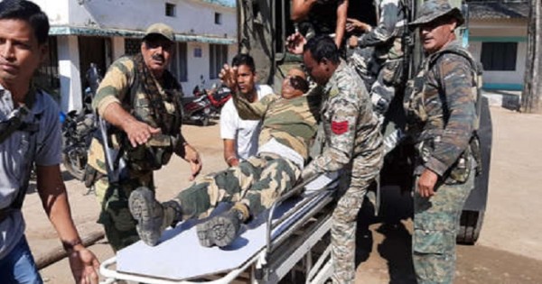 छत्तीसगढ़ के बीजापुर में नक्सली हमला, 5 जवान और 1 नागरिक घायल