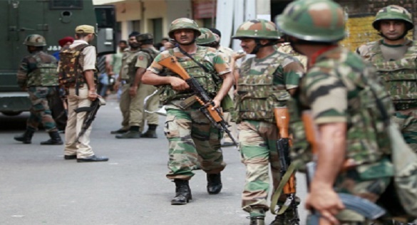 कश्मीर: हिजबुल मुजाहिद्दीन के भर्ती मॉड्यूल का भंडाफोड़, 3 गिरफ्तार