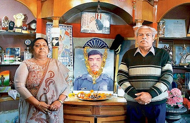 शहीद सौरव कालिया की मां को दिल का दौरा, फोर्टिस कांगड़ा में एडमिट