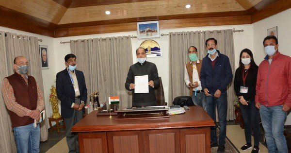 प्रेस क्लब शिमला के पदाधिकारियों ने मुख्यमंत्री से की मुलाकात
