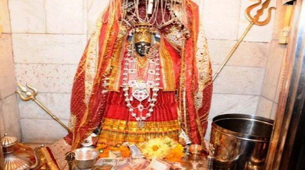 हिमाचल के इस मंदिर में मां की प्रतीमा को आए पसीना तो होती है मन्नत पूरी
