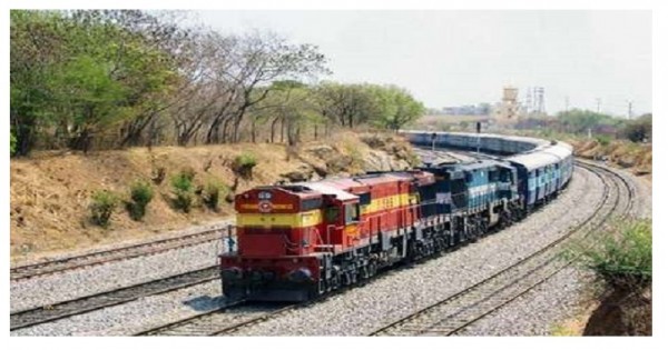 कांगड़ा घाटी में रेल सुविधा शुरू होने से लोगों में खुशी की लहर