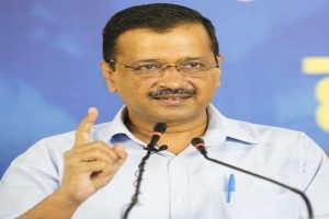 दिल्ली में सोमवार से 1 हफ्ते के लिए बंद रहेंगे स्कूल, सरकारी कर्मी करेंगे वर्क फ्रॉम होम