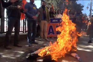 तमिलनाडु धर्मांतरण आत्महत्या मामला, ABVP ने सीएम स्टालिन का फूंका पुतला