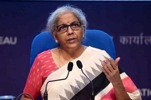 वित्त मंत्री बोलीं- दो साल नहीं बढ़ा टैक्स, जनता को इससे बड़ी राहत क्या?