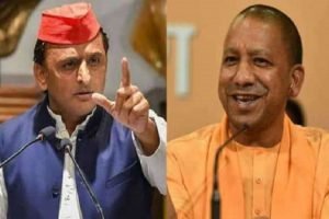 ‘योगी को सपा शासन में बने स्टेडियम में करना पड़ रहा शपथ ग्रहण’, अखिलेश यादव ने कसा तंज