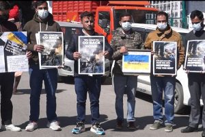 यूक्रेन में फंसे छात्रों की जल्द मदद करे सरकार, अभिभावकों ने लगाई गुहार