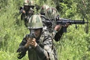 जम्मू-कश्मीर में एनकाउंटर, सेना के जवानों ने 3 आतंकी किए ढेर