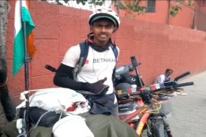 साइकिल से भारत यात्रा पर निकला त्रिपुरा का युवक पहुंचा हिमाचल, खास है मकसद