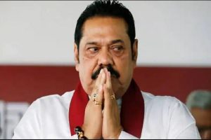 आखिर श्रीलंका के प्रधानमंत्री ने दिया इस्तीफा, आर्थिक संकट के बीच कौन संभालेगा गद्दी?
