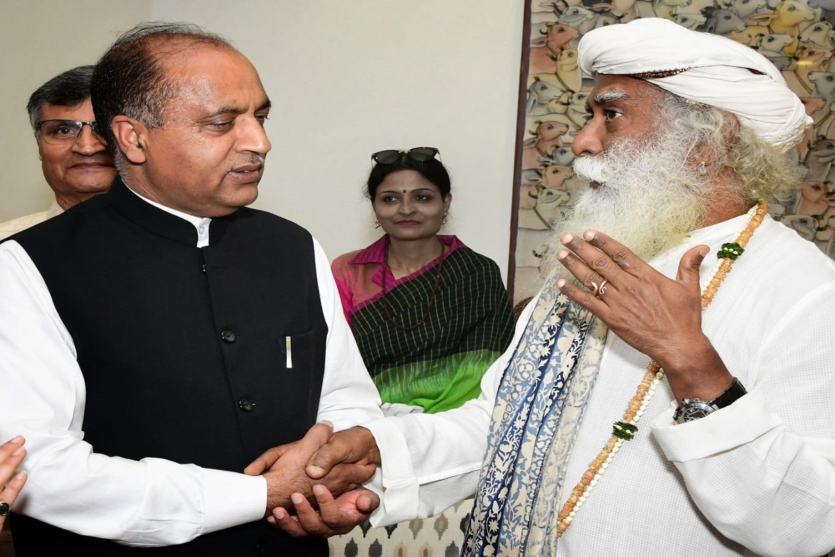 cm meet sadguru in delhi