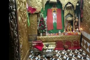 तिरंगे के रंग में रंगा माता श्री नैना देवी का दरबार…