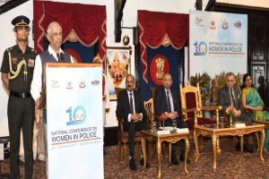 पुलिस बल में महिलाओं की भागीदारी और बढ़ाने की है आवश्यकता: राज्यपाल