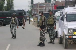 जम्मू-कश्मीर के कुलगाम के कैमोह में ग्रेनेड हमला, एक पुलिसकर्मी शहीद