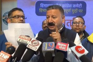 हिमाचल कांग्रेस का चुनाव आयोग पर आरोप, पार्टी की शिकायतों पर नहीं कर रहा कोई कार्रवाई
