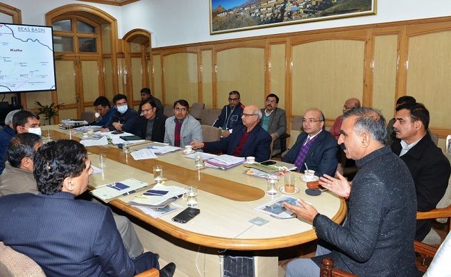 मुख्यमंत्री ने एचपीपीटीसीएल को निर्माणाधीन परियोजनाओं के कार्य में तेजी लाने के निर्देश दिए