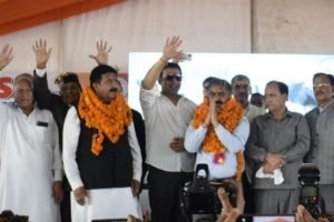 OPS आभार रैली में मुख्यमंत्री का जोरदार स्वागत, RS बाली को भी किया सम्मानित