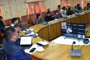 लाहौल स्पीति में आपदा पर मॉक ड्रिल की तैयारियों को लेकर वर्चुअल माध्यम से बैठक