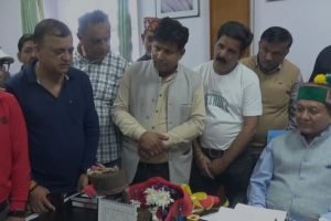 हिमाचल में भांग की खेती लीगल करने की दिशा में आगे बढ़ रही सरकार