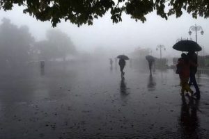 हिमाचल में भारी बारिश की चेतावनी, 30 जून और 1 जुलाई को आंधी और बिजली गिरने की संभावना