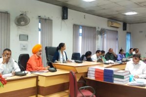 बिलासपुर में जिला परिषद की बैठक में सड़क-पानी-बिजली और बस रूट के मुद्दों पर चर्चा