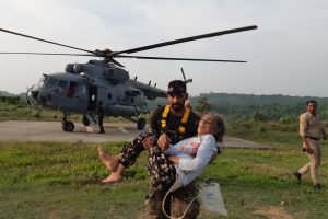 इंदौरा और फतेहपुर में युद्ध स्तर पर रेस्क्यू, अब तक 766 निकले सुरक्षित