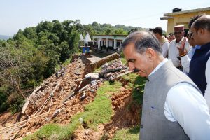 मुख्यमंत्री ने जयसिंहपुर और सुलह में आपदा प्रभावित गांवों का निरीक्षण किया