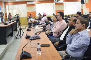 टीकाकरण और कृमि मुक्ति दिवस को लेकर जिला टास्क फोर्स की बैठक