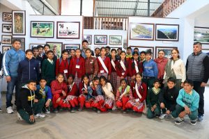 मंडी: रिवालसर पाठशाला के विद्यार्थियों ने किया हिमाचल दर्शन