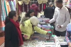 शिमला में 9 राज्यों के हस्त शिल्पकारों के उत्पादों का मेला