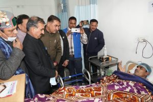 CM ने बरोटीवाला में आग लगने की घटना के प्रभावितों से मुलाकात की