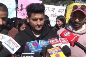 हिमाचल विधानसभा के बजट सत्र के 9वें दिन प्रशिक्षित बेरोजगार अध्यापक संघ का धरना