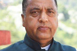 मुख्यमंत्री आवास पर सत्ताधारी दल के नेता को बंधक बनाकर अपनी बात मनवाना शर्मनाक : जयराम ठाकुर
